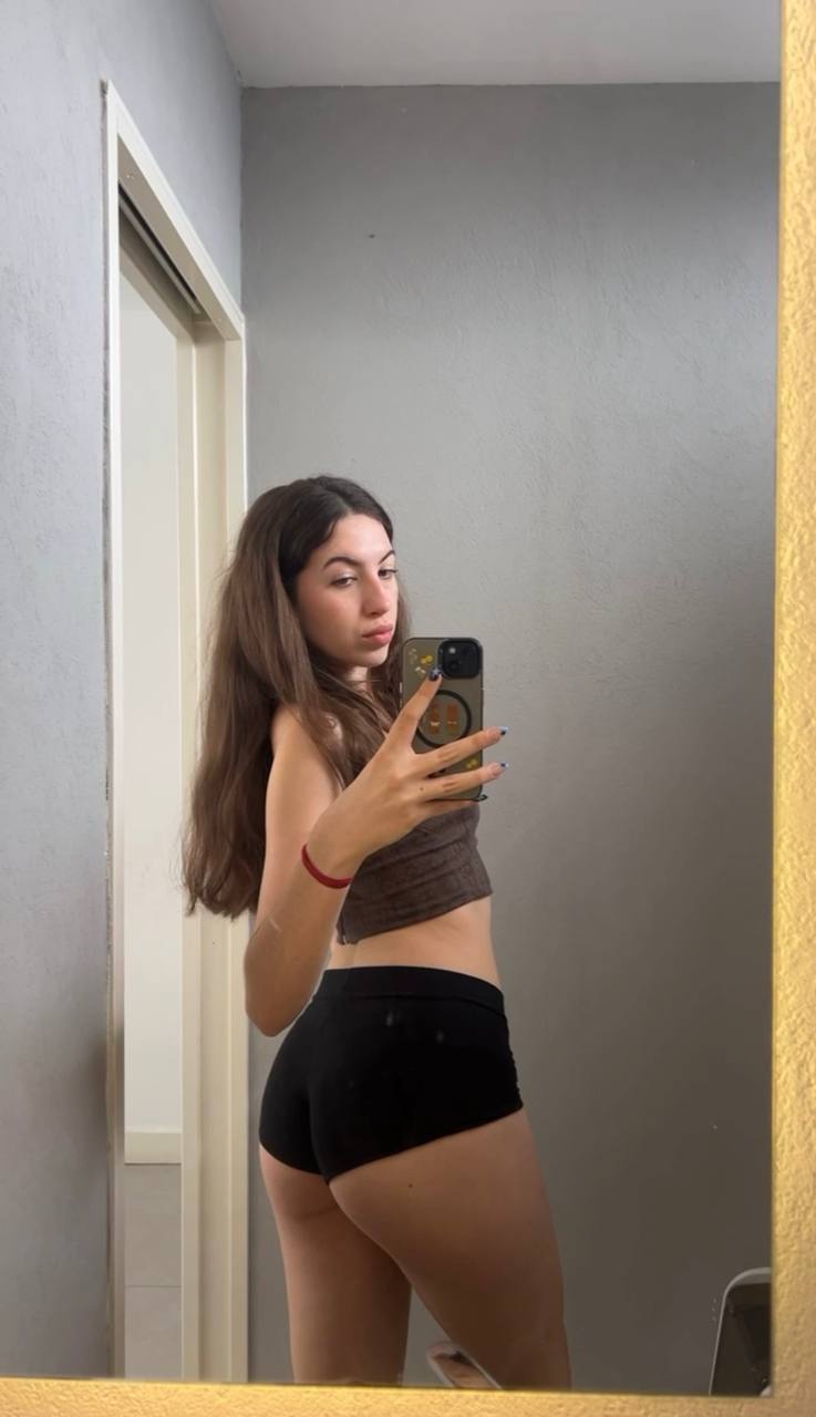 Amber in her underwear in Rotterdam